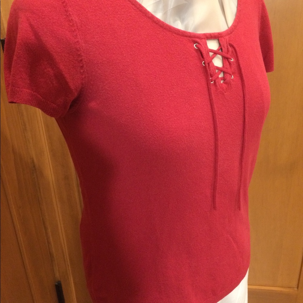 Rust Short Sleeved Sweater w Lace up Neckline L
